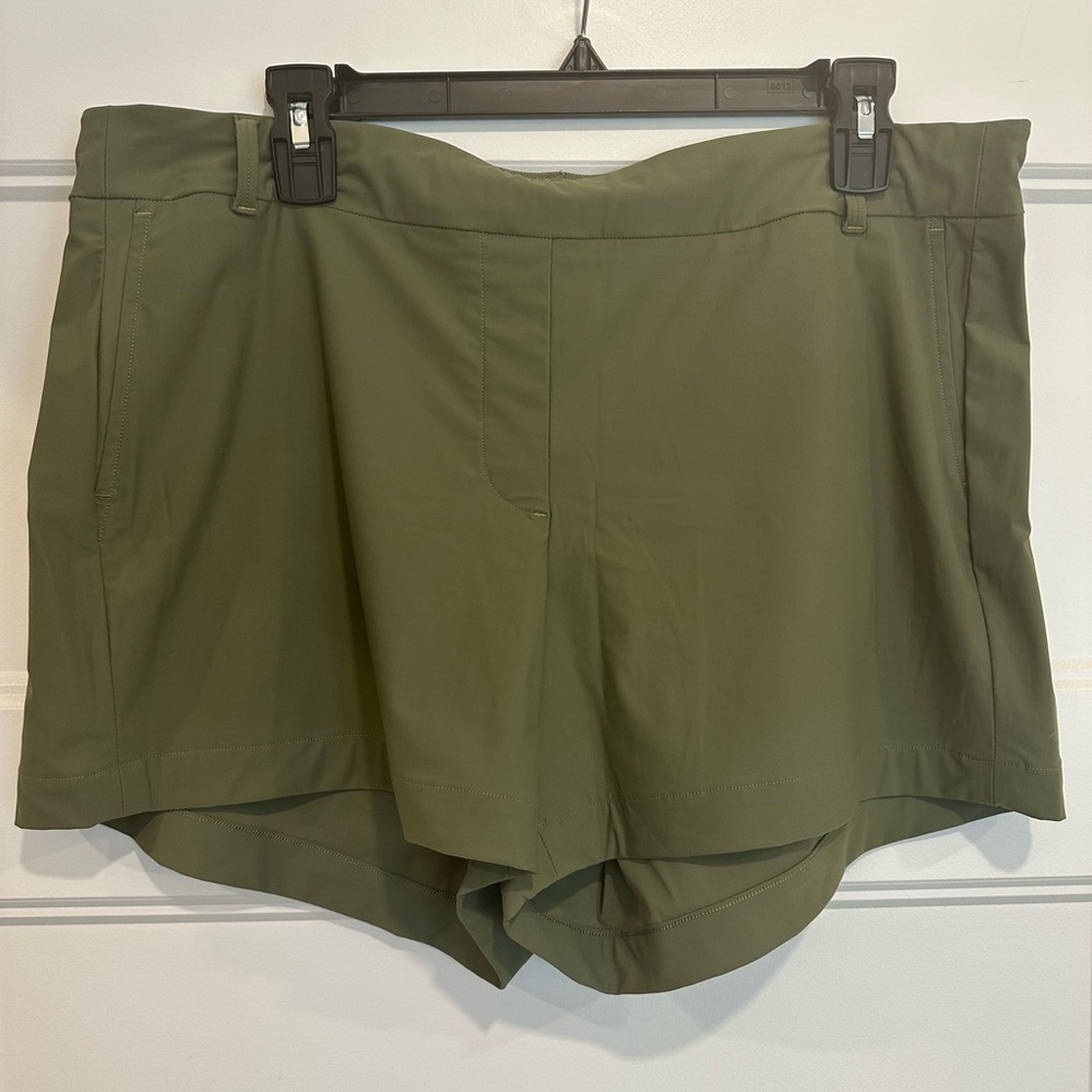 Spanx Sunshine 4" Short - Canopy olive - Size XL